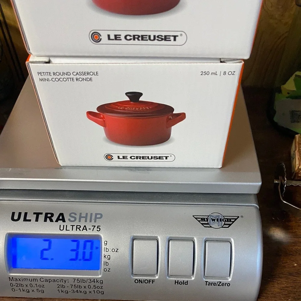 Le Creuset Set of 2 Mini Round Cocotte 8oz Cobalt Blue Stoneware PG1160-10 NEW